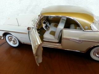 1/18 Diecast Chrysler Imperial Two Door Hardtop By Signature
