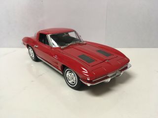 1963 63 Chevy Corvette Sting Ray Fuel Injection Collectible 1/24 Scale Diecast