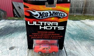 Hot Wheels Ultra Hots 69 Dodge Charger General Lee The Dukes Of Hazzard Custom
