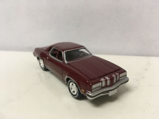 1976 76 Olds Oldsmobile Cutlass Supreme Collectible 1/64 Scale Diecast Model