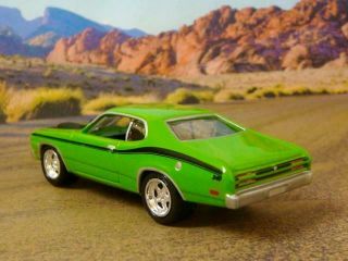 Mopar 1971 71 Plymouth 340 V - 8 Duster Muscle Car 1/64 Scale Limited Edition G