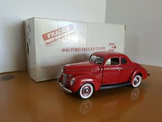 Danbury 1940 Ford Deluxe Coupe 1:24 Scale Die Cast Model Car Red