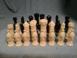 Vintage Gothic Hand Made Ceramic Glazed Black & White 32 Pc Chess Set