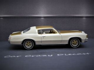 1971 - 1972 Pontiac Hurst SSJ Grand Prix 1/64 collectible / diorama model 7