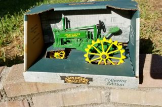 John Deere 1935 Model " B " Tractor 1996 Collectors Ed Die Cast 1:16 Scale Farm