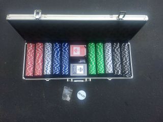 Poker Chip Set 500 Chips Cards & Locking Silver Aluminum Case With Keys