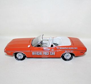 Greenlight Le 0568 Die Cast 1971 Dodge Challenger Indy 500 Pace Car 1:18 No Box