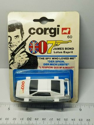 Vintage 1977 Corgi James Bond 007 " The Spy Who Loved Me " Lotus Esprit No.  60
