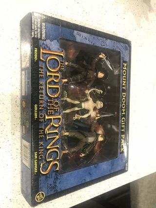 Lord Of The Rings Toy Biz Return Of The King Mount Doom Gift Pack 2004 Mib