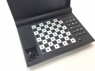 Radio Shack 1650L Sixteen Level Chess Computer Mini Travel Size Electronic 5
