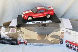 Shelby Collectibles 1:18 Scale 2007 Shelby Gt500 40th Anniversary