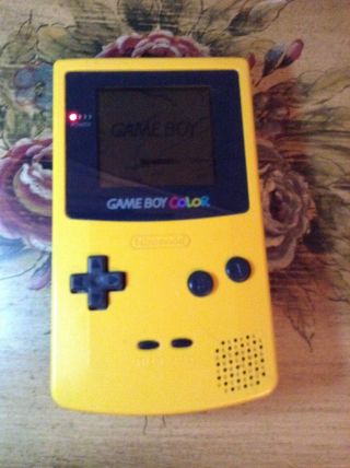 Nintendo Game Boy Color Yellow Model Cgb - 001 Stored For Years As It Should