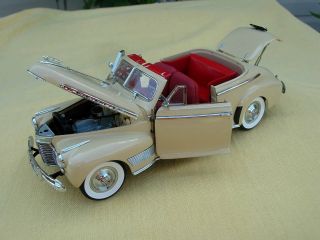 Danbury 1/24th Scale 1941 Chevrolet Special Deluxe - -