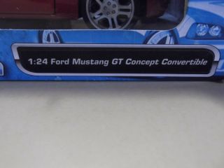 Maisto 1:24 Ford Mustang GT Concept Convertible Special Edition 7 