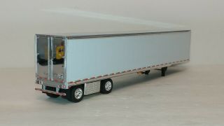 Dcp white spread axle van trailer no box 1/64 3