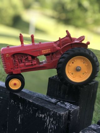 ERTL Massey Harris 44 Special Die Cast Metal Red Tractor 1/16th Scale.  Farm.  barn 4