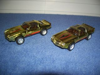 Vintage Set Of 2 Gold Z - 28 Friction Powered Cars 5 1/2 " By Zee Toys