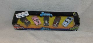 Muscle Machines 5 Pack 2003 California Too Hot 1:64 Scale