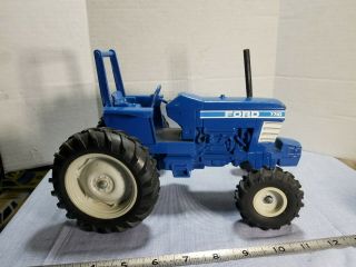 Vintage Ertl Ford Tractor 7710,  Cast Farm Toy,  U.  S.  A. 4
