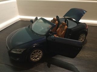 1/18 Minichamps Audi Tt Roadster Blue Metallic On His Initial Box.