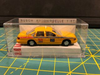 Ho Scale (1:87) Busch 47618 Chevrolet Caprice Metro Taxi