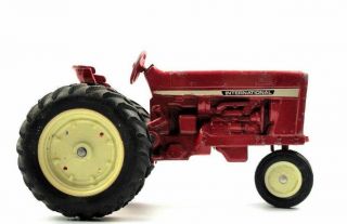 Vintage Ertl Red Metal International Harvester Toy Tractor S18