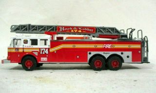Code 3 Collectibles 1998 Fdny Hook And Ladder 174 Limited Edition Fire Engine