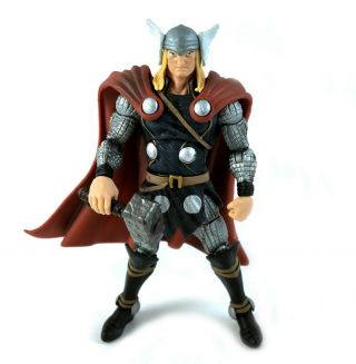 Thor Marvel Universe 3.  75 " Series 2 Action Figure W/ Hammer Superhero Avengers
