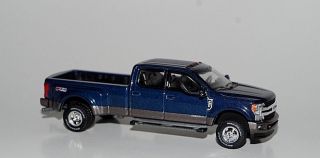 Blue 2018 Ford F - 350 King Ranch Dually Truck 1/64 Scale Diecast Model Greenlight