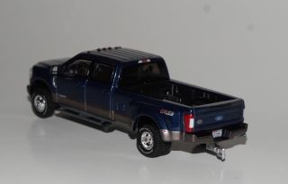 BLUE 2018 FORD F - 350 KING RANCH DUALLY TRUCK 1/64 SCALE DIECAST MODEL GREENLIGHT 3