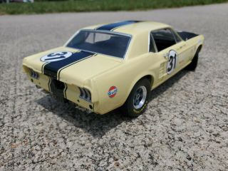 1:18 Greenlight 1967 Ford Mustang 31 Jerry Titus Racing Tribute in Yellow w/Box 4