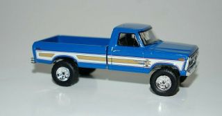 Custom Lifted 1976 Ford F100 Pickup Truck 4x4 1/64 Scale Dcp Diecast Greenlight