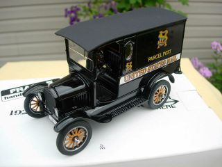 Danbury 1925 Ford U.  S.  Mail Truck - Box - -