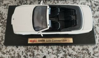 1993 BMW 325i Convertible White Maisto 1:18 Scale Diecast Model Car No Box 3