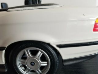 1993 BMW 325i Convertible White Maisto 1:18 Scale Diecast Model Car No Box 5