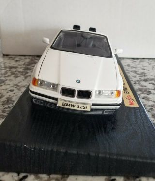 1993 BMW 325i Convertible White Maisto 1:18 Scale Diecast Model Car No Box 7