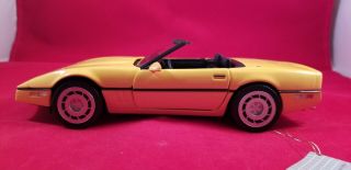 Franklin 1986 Corvette Convertible - Yellow,  1:24 Scale