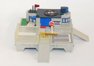 Micro Machines Travel City Police Station Playset Vintage 1987 Galoob