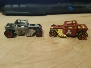 Hot Wheels Bone Shaker 5 Pack Exclusives 06 First Ed W/brown Wheels & Pirates 2x