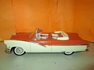Ertl American Muscle 1956 Ford Sunliner Convertible 1:18 Diecast No Box