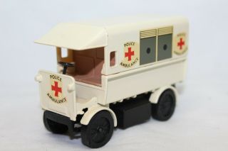 Matchbox Model Of Yesteryear Y - 29 1919 Walker Police Ambulance - Loose