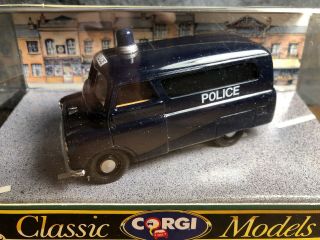 Corgi Classic Models | 96920 | Bedford Dormobile " Police " | Dark Blue | 1991