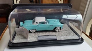 Frankilin Precision Models - 1956 Ford Thunderbird - 1:24 Scale - Model Car
