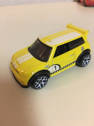 Hot Wheels Mini Cooper Challenge 10 Pack Exclusive Yellow Loose