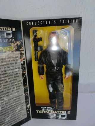 1997 Kenner T2 Terminator 2 3 - D Collector ' s Edition T - 800 Action Figure 4