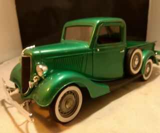 Solido Ford V8 1936 Pick Up Truck,  1/19 Scale.