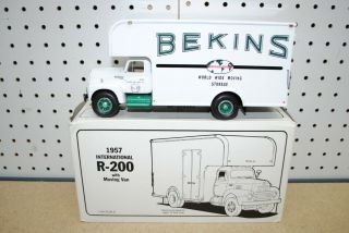 1/34 First Gear 1957 International R - 200 W/moving Van - Bekins Van Lines 19 - 1203