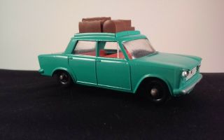 Matchbox Lesney Fiat 1500 No.  56 Light Green W/luggage 1 - 75 Series 1:64