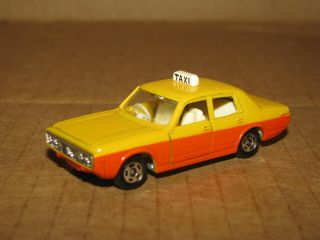 Tomica Tomy No.  32 Toyota Crown Taxi Cab Made In Japan 1:64