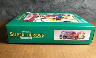 Corgi | 98972 | Marvel Spiderman | Limited Edition Gift Set | 1992 4